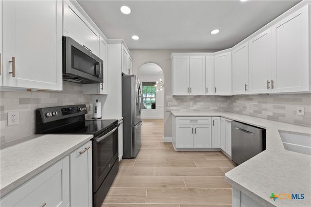 82 Great West Loop, Belton, TX 76513