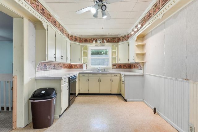 601 S Martha Street, Angola, IN 46703
