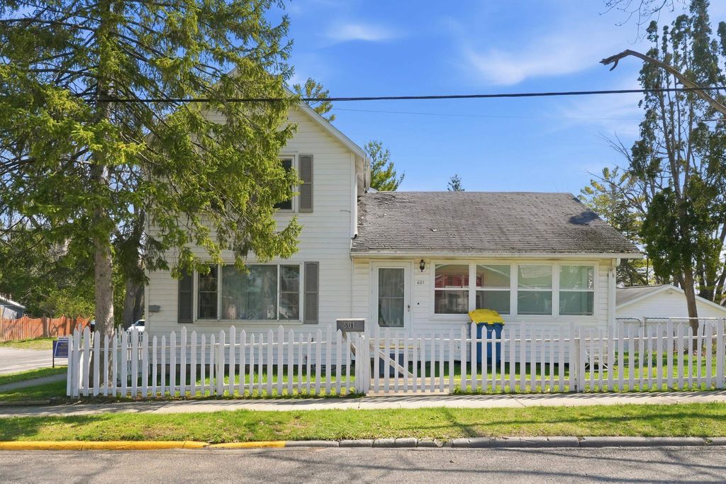 601 S Martha Street, Angola, IN 46703