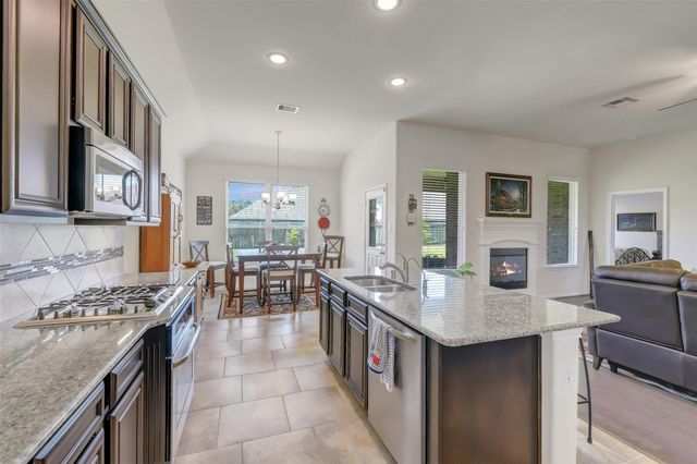 1503 Holly Chase Court, Conroe, TX 77384
