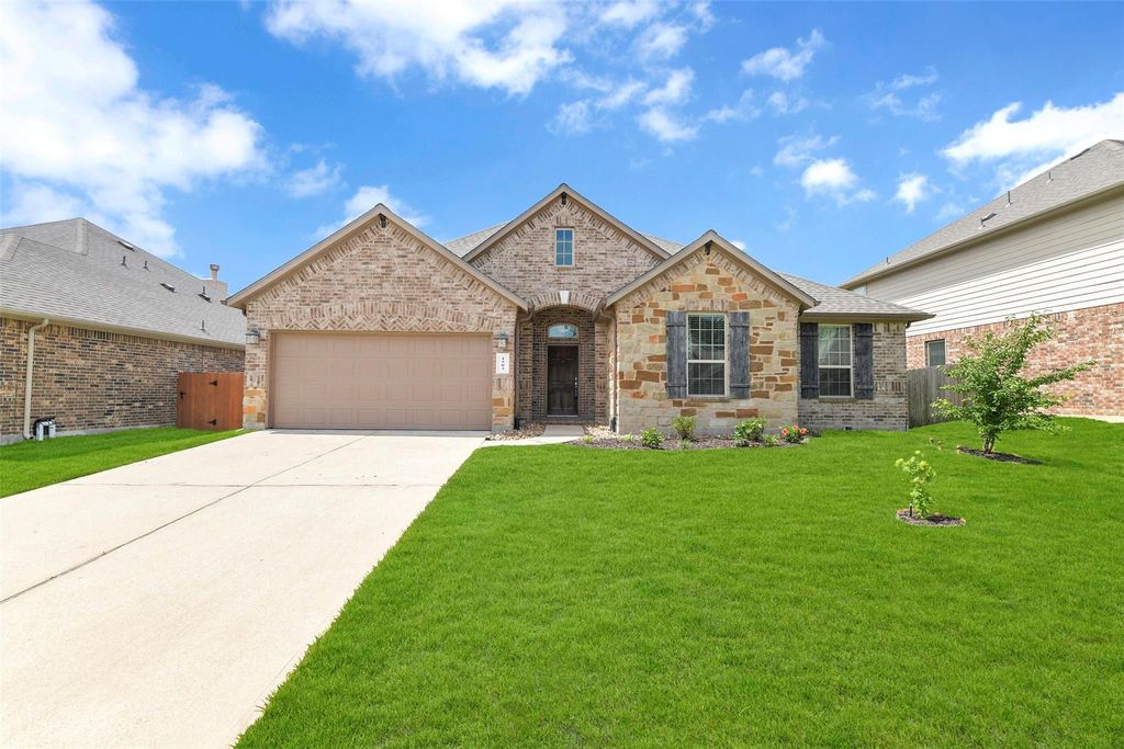 1503 Holly Chase Court, Conroe, TX 77384