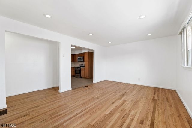 86 Katz Ave, Paterson City, NJ 07502