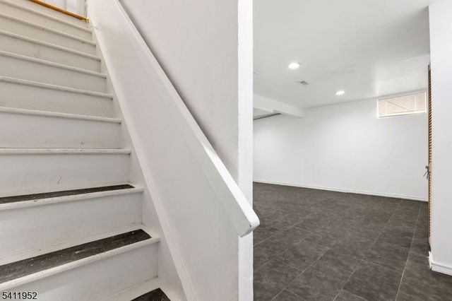 86 Katz Ave, Paterson City, NJ 07502