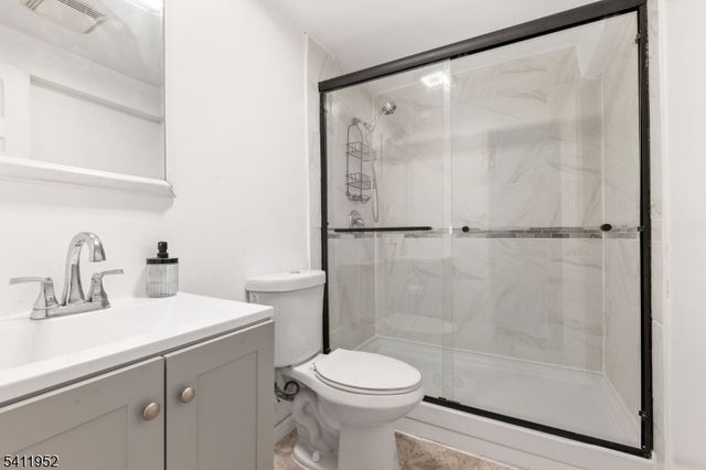 86 Katz Ave, Paterson City, NJ 07502