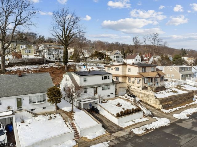 86 Katz Ave, Paterson City, NJ 07502