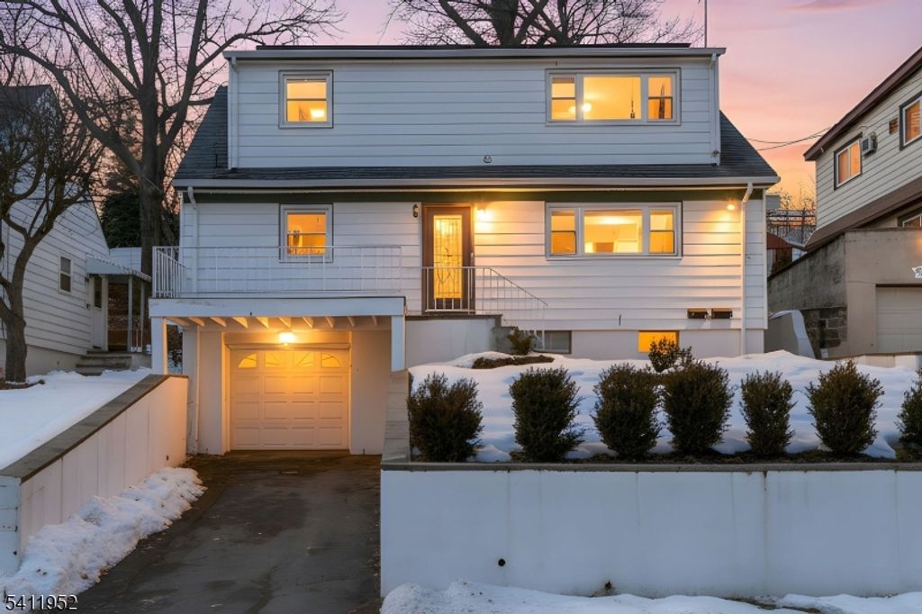 86 Katz Ave, Paterson City, NJ 07502