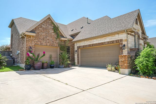 5919 Dewdrop Ln, Converse, TX 78109