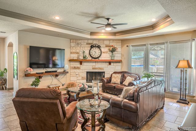 5919 Dewdrop Ln, Converse, TX 78109