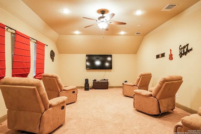 5919 Dewdrop Ln, Converse, TX 78109