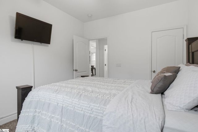 133 Arnold Mill Road, Simpsonville, SC 29680