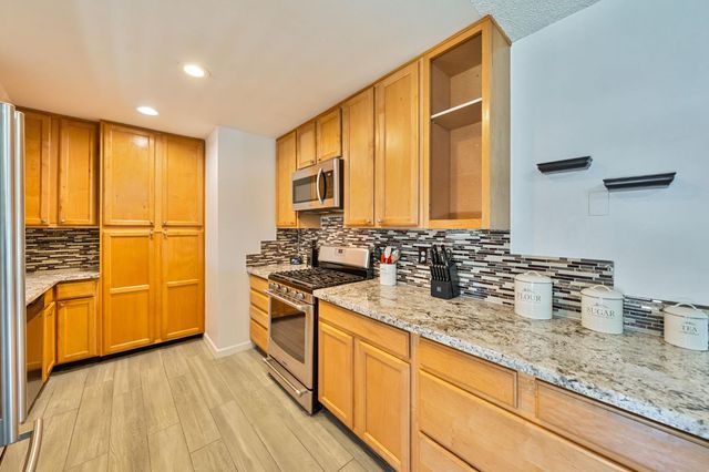 7700 Ziebell Ct, Citrus Heights, CA 95610