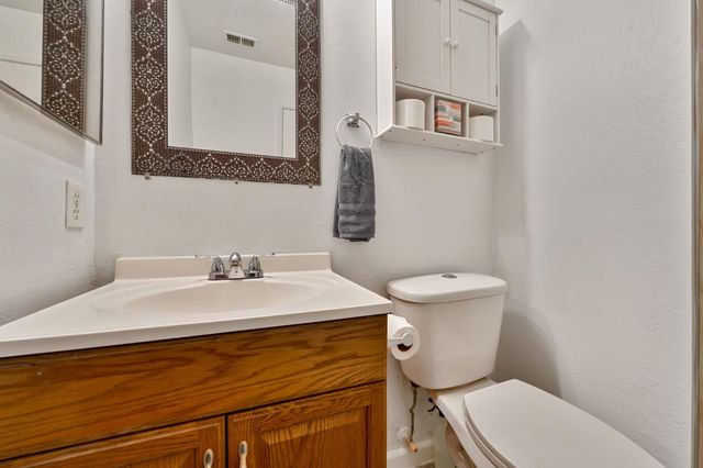 7700 Ziebell Ct, Citrus Heights, CA 95610