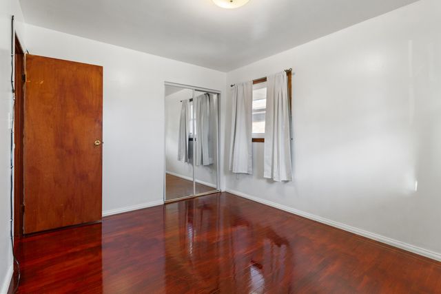 410 W 52nd Place, Merrillville, IN 46410