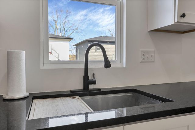 1466 hamlet Street, Columbus, OH 43201