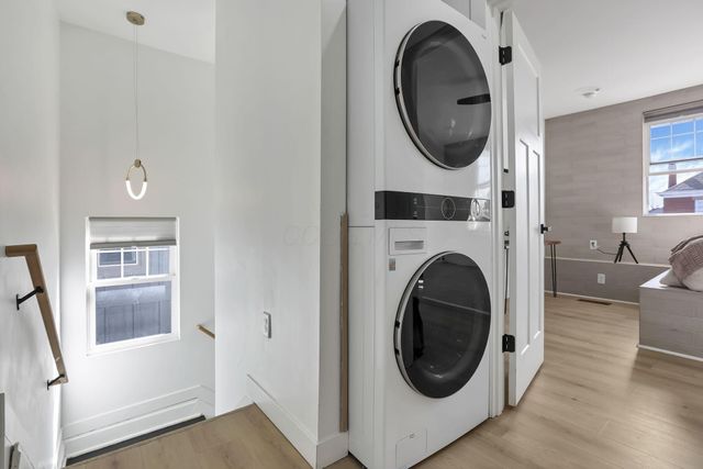 1466 hamlet Street, Columbus, OH 43201