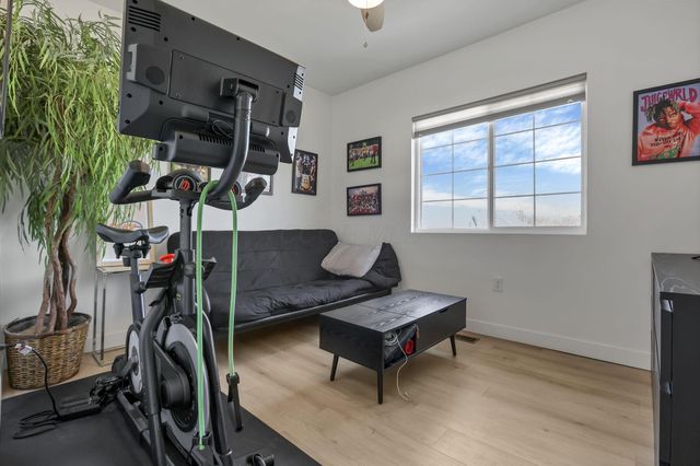 1466 hamlet Street, Columbus, OH 43201