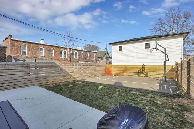 1466 hamlet Street, Columbus, OH 43201