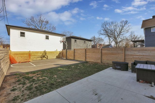 1466 hamlet Street, Columbus, OH 43201