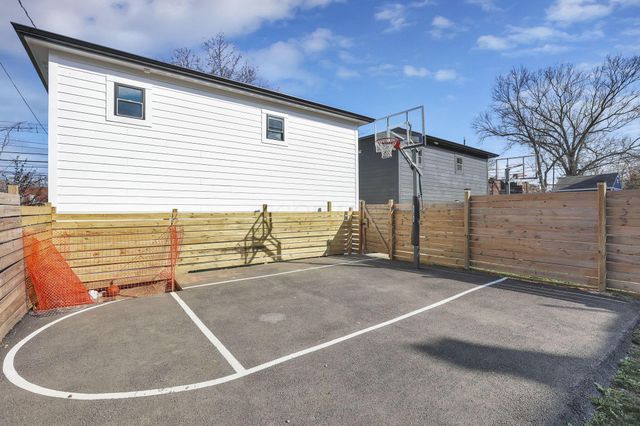 1466 hamlet Street, Columbus, OH 43201