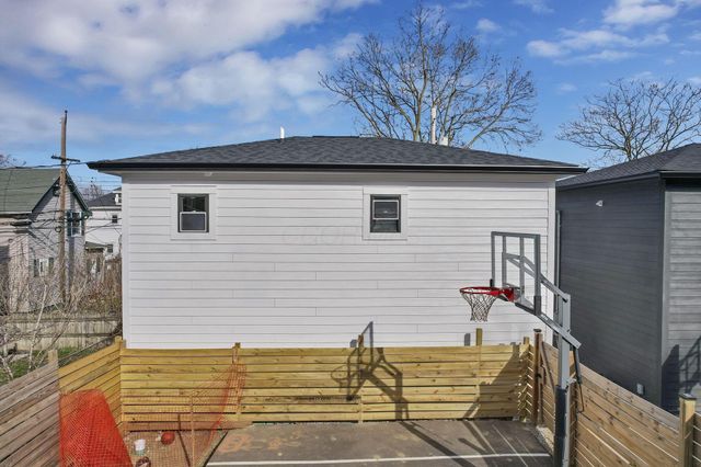 1466 hamlet Street, Columbus, OH 43201