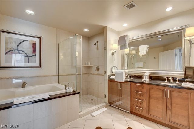 135 East Harmon Avenue 1619, Las Vegas, NV 89109