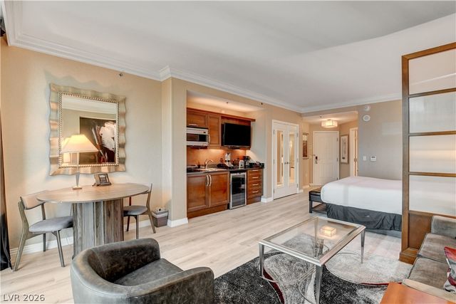 135 East Harmon Avenue 1619, Las Vegas, NV 89109
