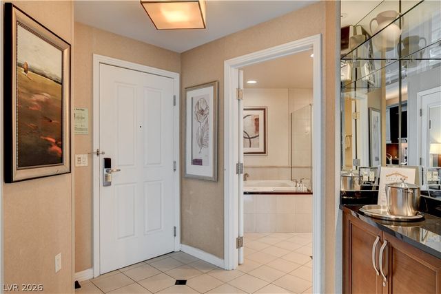 135 East Harmon Avenue 1619, Las Vegas, NV 89109