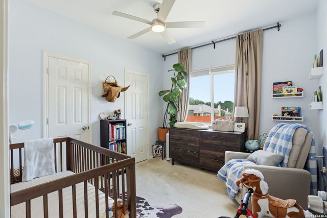 8787 LAUREL CANYON DR, Universal City, TX 78148
