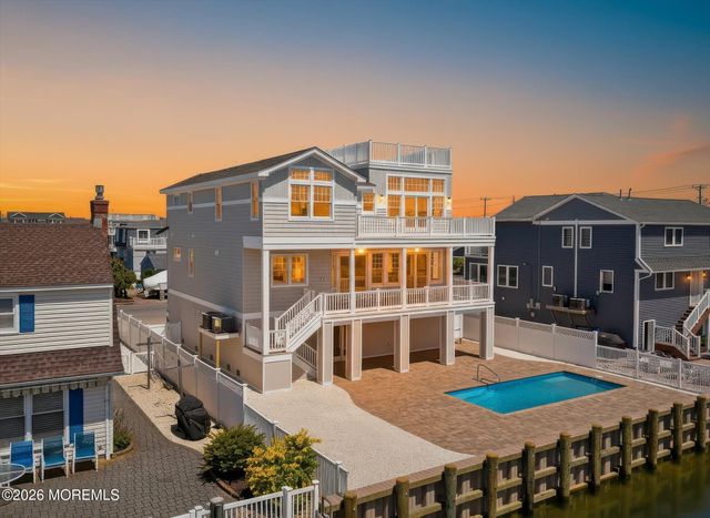 4 W Dune Lane, Long Beach Twp, NJ 08008