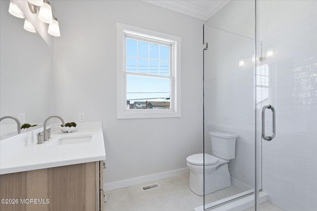 4 W Dune Lane, Long Beach Twp, NJ 08008