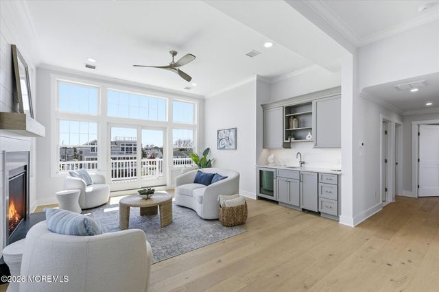 4 W Dune Lane, Long Beach Twp, NJ 08008