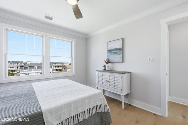 4 W Dune Lane, Long Beach Twp, NJ 08008