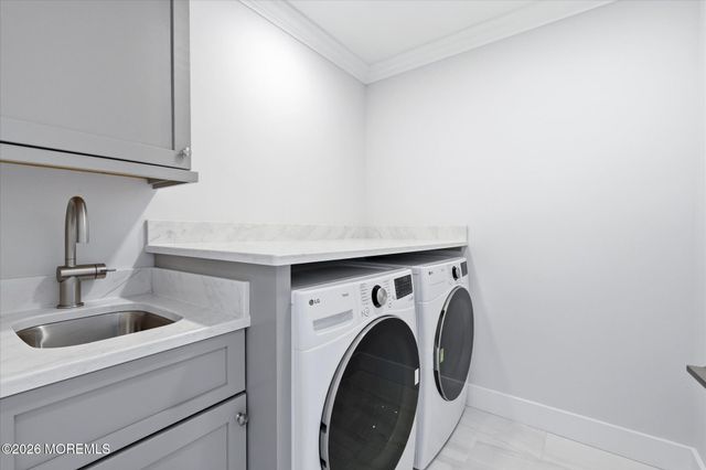 4 W Dune Lane, Long Beach Twp, NJ 08008