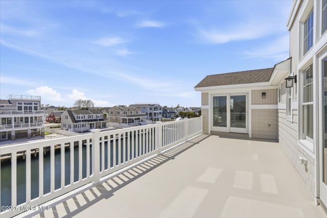 4 W Dune Lane, Long Beach Twp, NJ 08008