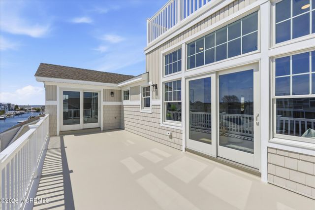 4 W Dune Lane, Long Beach Twp, NJ 08008