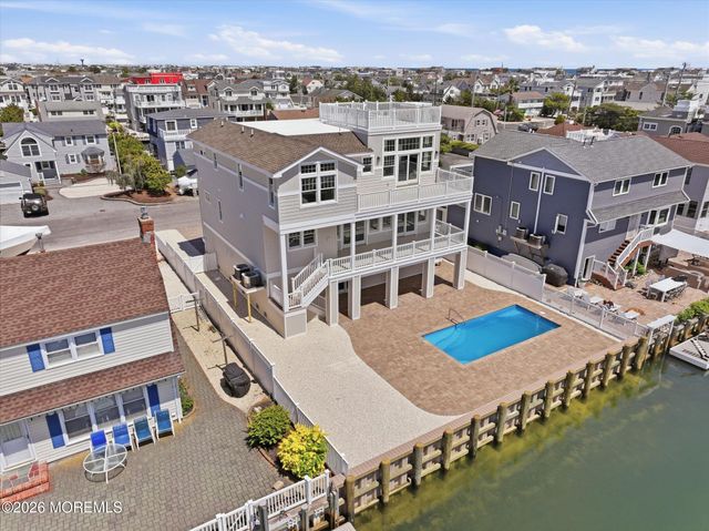 4 W Dune Lane, Long Beach Twp, NJ 08008