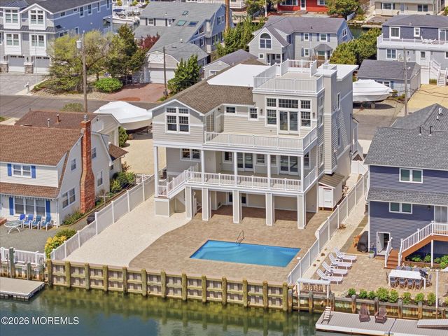4 W Dune Lane, Long Beach Twp, NJ 08008