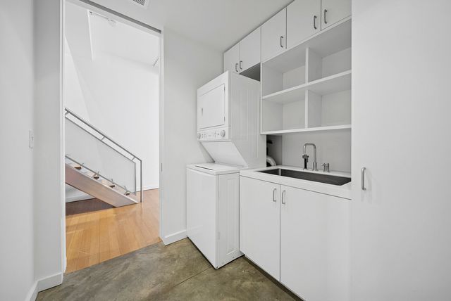 245 7th Ave Apt 10C, New York City, NY 10001