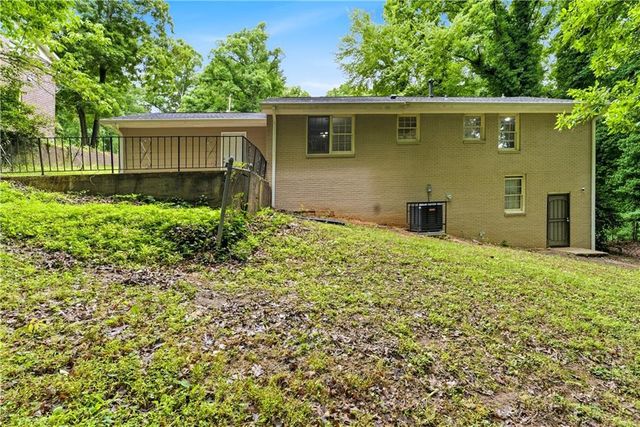1179 Burbank Trail, Morrow, GA 30260