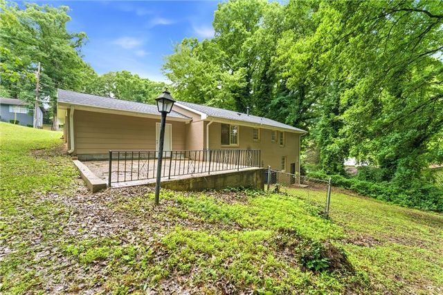 1179 Burbank Trail, Morrow, GA 30260