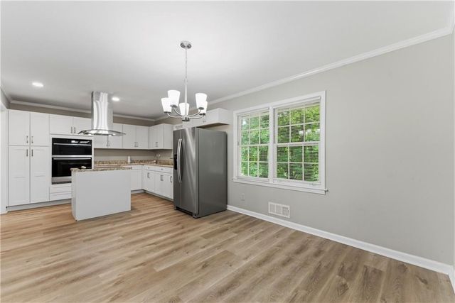 1179 Burbank Trail, Morrow, GA 30260