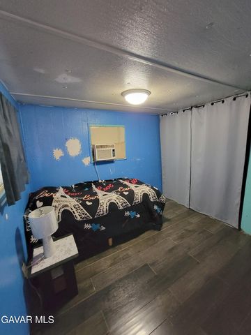 45541 E 30th Street 7, Lancaster, CA 93535