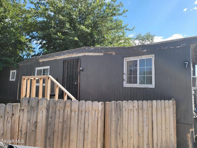 45541 E 30th Street 7, Lancaster, CA 93535