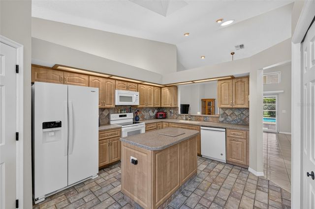 19025 SW 98TH LOOP, Dunnellon, FL 34432