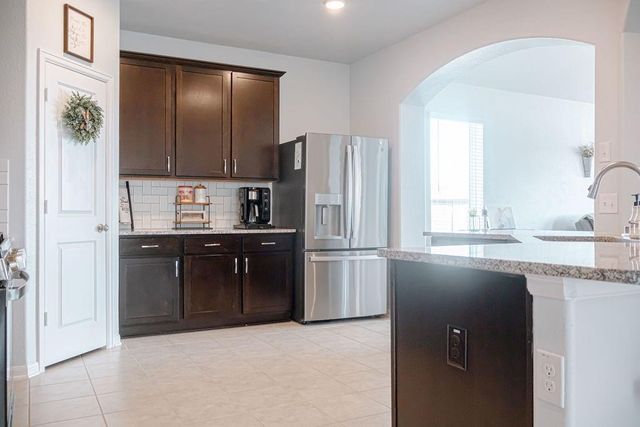 23422 Malbec Drive, Alvin, TX 77511