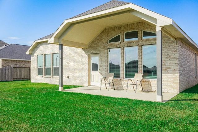 23422 Malbec Drive, Alvin, TX 77511