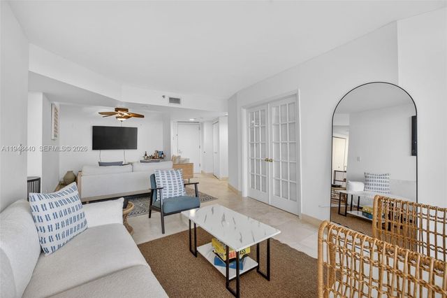 1000 Island Blvd 2105, Aventura, FL 33160