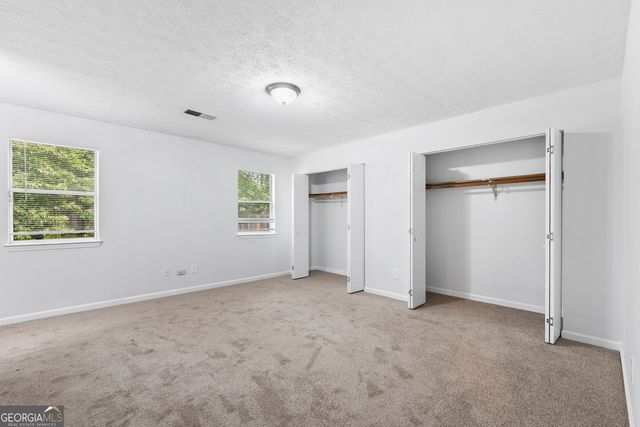 1328 Foxvale Drive, Hampton, GA 30228