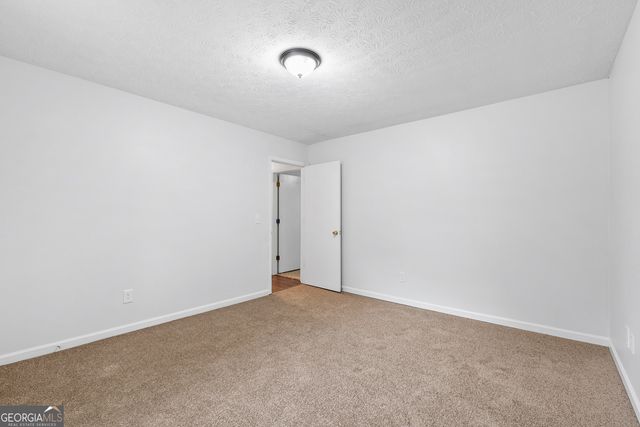1328 Foxvale Drive, Hampton, GA 30228