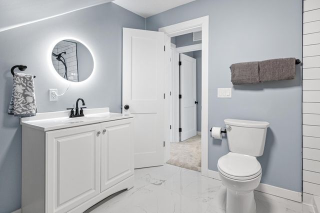 2156 Sandy Lane, Mound, MN 55364